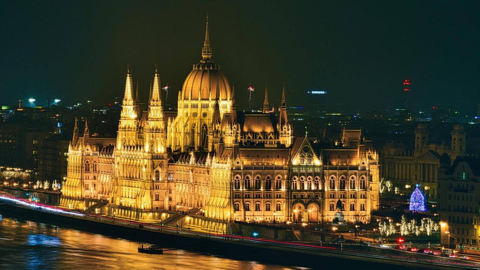 New York Palace 2th In The Downtown Budapešť